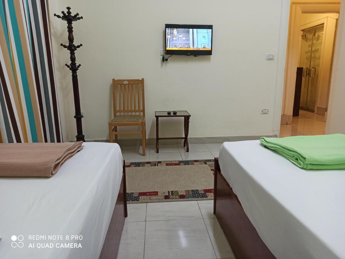 Golden Star Hostel *