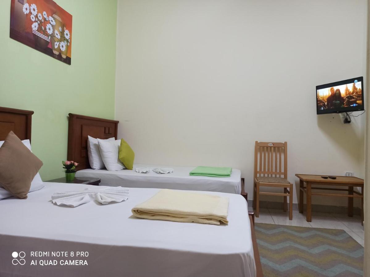 Hostel Golden Star *