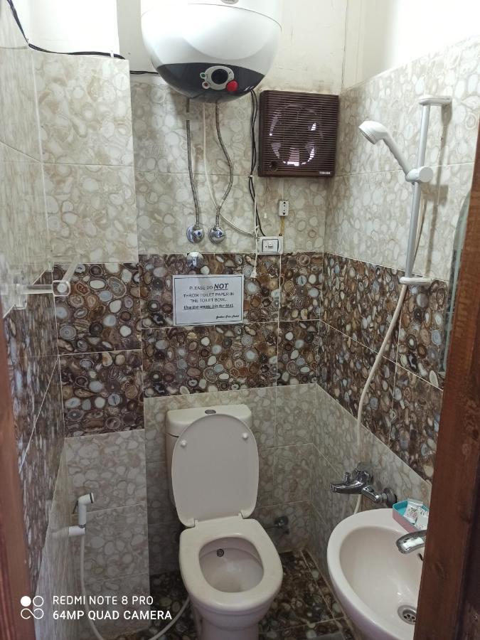 Hostel Golden Star *