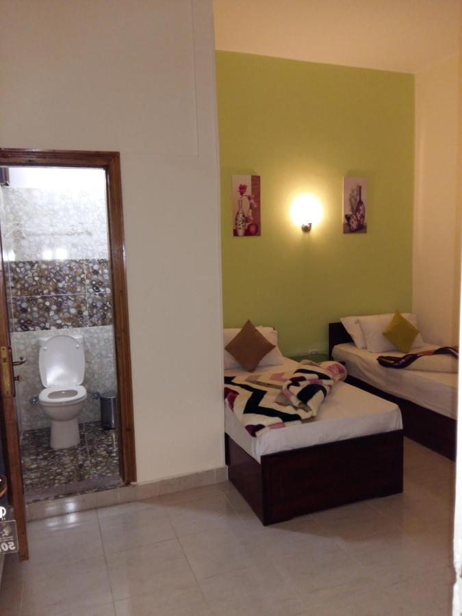 Golden Star Hostal
